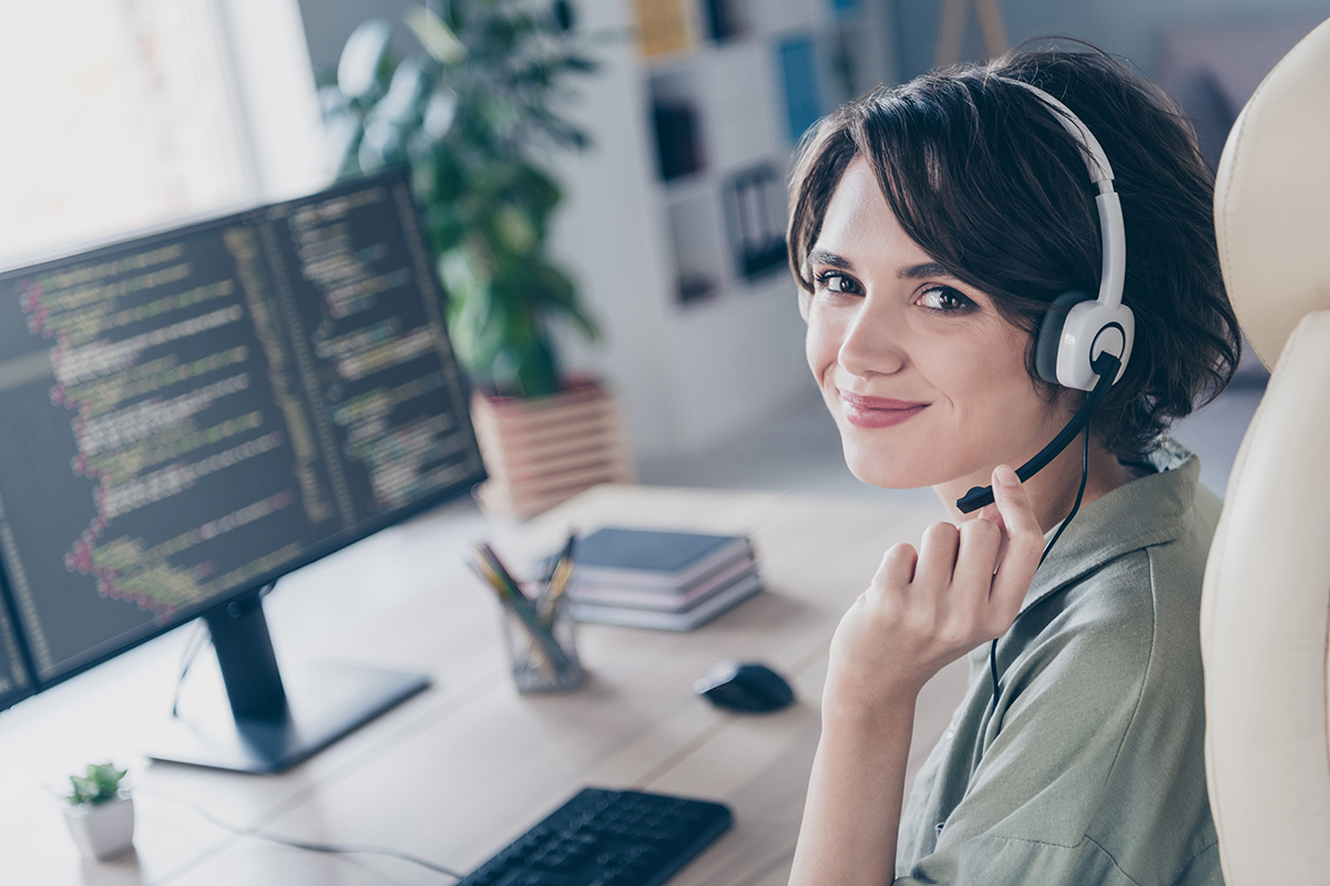 Les lignes téléphoniques d’aide et d’orientation, une aide précieuse pour les professionnel·les du social-santé